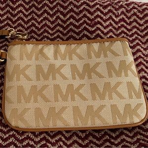 Michael Michael Kors  small money change purse.